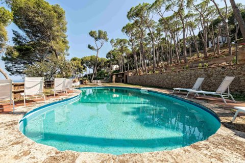 7 bedrooms house for sale in Tamariu, Girona, Catalonia, Spain № 1667 - photo 10
