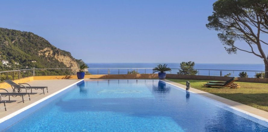 6 bedrooms house for sale in Begur, Girona, Catalonia, Spain № 1662