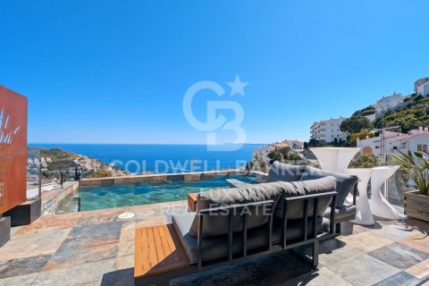 3 bedrooms villa for sale in Roses, Girona, Catalonia, Spain № 5684