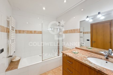 4 bedrooms villa for sale in Empuriabrava, Girona, Catalonia, Spain № 5682 - photo 11
