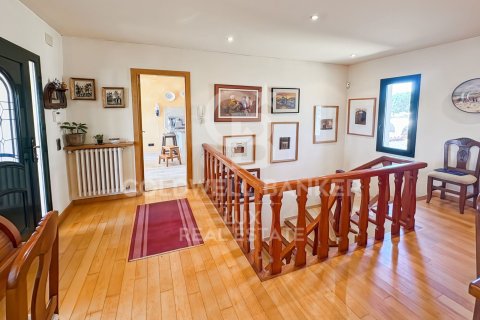 4 bedrooms villa for sale in Empuriabrava, Girona, Catalonia, Spain № 5682 - photo 8