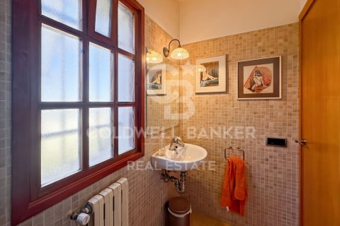 4 bedrooms villa for sale in Empuriabrava, Girona, Catalonia, Spain № 5682 - photo 12
