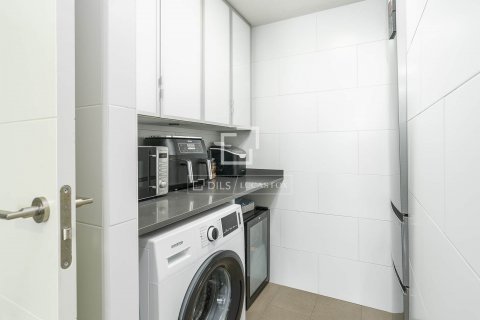 2 bedrooms apartment for sale in Barcelona, Catalonia, Spain № 9011 - photo 27