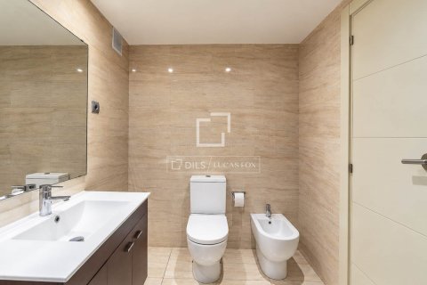 2 bedrooms apartment for sale in Barcelona, Catalonia, Spain № 9011 - photo 29