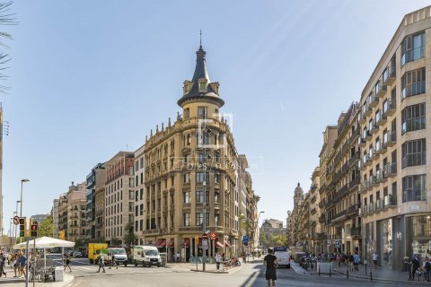 2 bedrooms apartment for sale in Barcelona, Catalonia, Spain № 9009 - photo 4