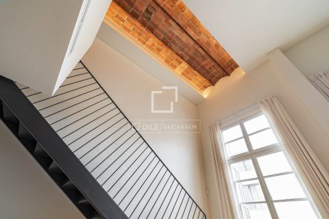 Apartamento de 3 dormitorios en venta en Barcelona, Cataluña, Spain № 9012 - foto 5
