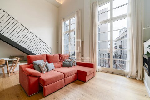 Apartamento de 3 dormitorios en venta en Barcelona, Cataluña, Spain № 9012 - foto 6