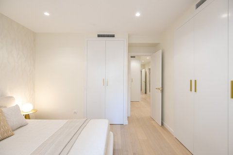 4 chambres apartment à vendre à Barcelona, Catalonia, Spain № 1515 - photo 12