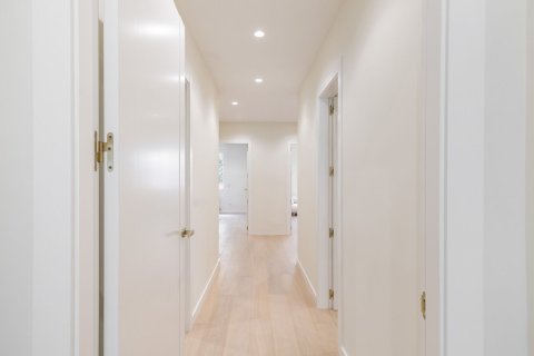 4 chambres apartment à vendre à Barcelona, Catalonia, Spain № 1515 - photo 24