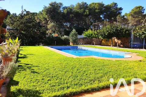 Сasa de 5 dormitorios en venta en La Bisbal Del Penedes, Tarragona, Cataluña, Spain № 4756 - foto 4
