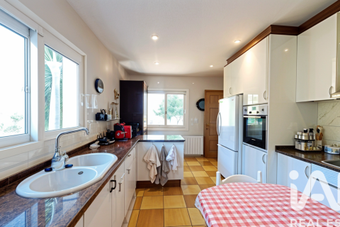 Сasa de 5 dormitorios en venta en La Bisbal Del Penedes, Tarragona, Cataluña, Spain № 4756 - foto 3