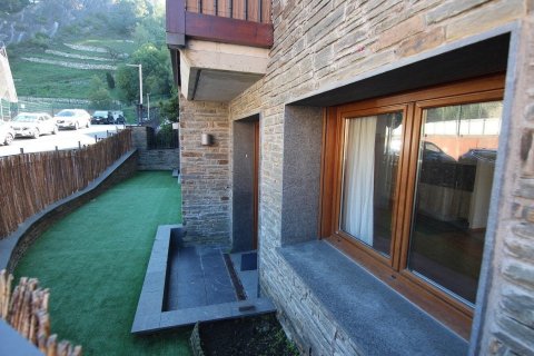 3 chambres apartment à vendre à Principado De Andorra (Ninguna Poblacion Tiene C.P.), Lleida, Catalonia, Spain № 5447 - photo 4