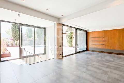 Сasa de 4 dormitorios en venta en Barcelona, Cataluña, Spain № 7830 - foto 26