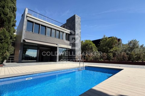 4 bedrooms house for sale in Barcelona, Catalonia, Spain № 7830