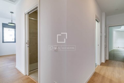 Купить квартиру в Л'Оспиталет-де-Льобрегат, Испания с 3 спальни, 90м², № 8766 - фото 20