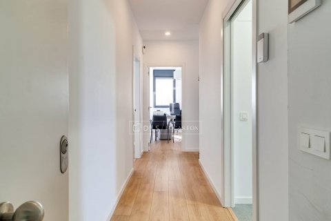 Купить квартиру в Л'Оспиталет-де-Льобрегат, Испания с 3 спальни, 90м², № 8766 - фото 17