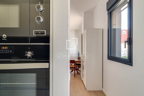Купить квартиру в Л'Оспиталет-де-Льобрегат, Испания с 3 спальни, 90м², № 8766 - фото 15