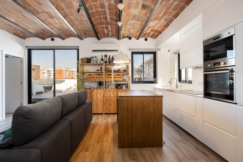 1 bedroom penthouse for sale in Barcelona, Catalonia, Spain № 8764