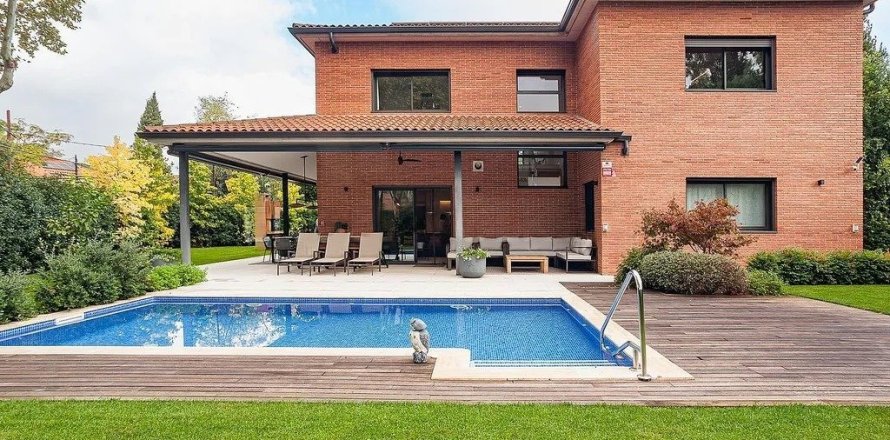 5 bedrooms house for sale in Sant Cugat Del Valles, Barcelona, Catalonia, Spain № 1334