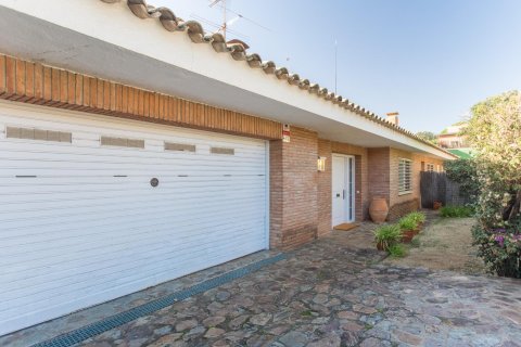 6 bedrooms house for sale in Sant Andreu de Llavaneres, Barcelona, Catalonia, Spain № 1335 - photo 24