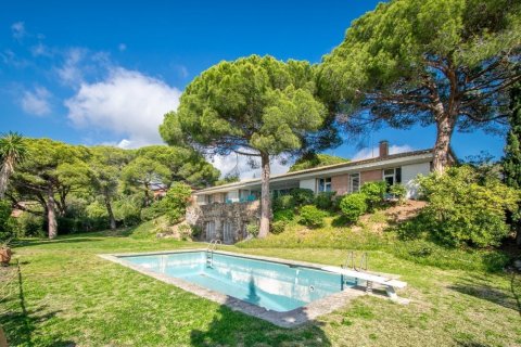 6 bedrooms house for sale in Sant Andreu de Llavaneres, Barcelona, Catalonia, Spain № 1335 - photo 21