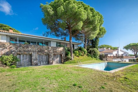 6 bedrooms house for sale in Sant Andreu de Llavaneres, Barcelona, Catalonia, Spain № 1335 - photo 20