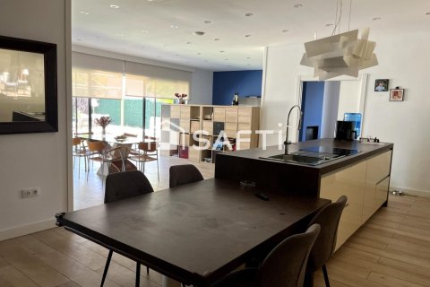 10 bedrooms villa for sale in Cubelles, Barcelona, Catalonia, Spain № 2257 - photo 17