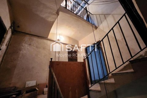 6 bedrooms townhouse for sale in Vilanova i la Geltru, Barcelona, Catalonia, Spain № 2256 - photo 2