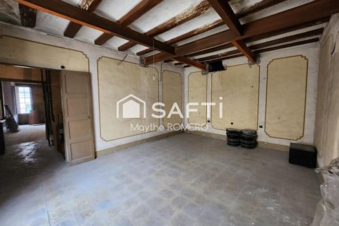 6 bedrooms townhouse for sale in Vilanova i la Geltru, Barcelona, Catalonia, Spain № 2256