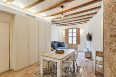 2 bedrooms apartment for sale in Ciutat Vella, Barcelona, Catalonia, Spain № 2260