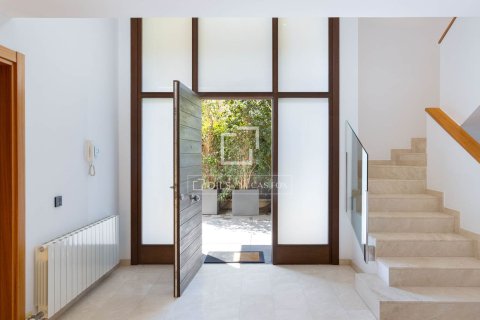 6 bedrooms villa for sale in Vilassar de Dalt, Barcelona, Catalonia, Spain № 6807 - photo 6