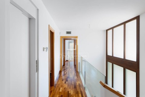 6 bedrooms villa for sale in Vilassar de Dalt, Barcelona, Catalonia, Spain № 6807 - photo 10