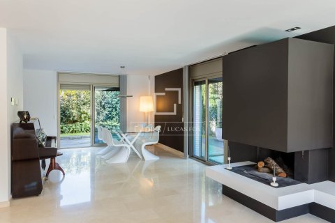 6 bedrooms villa for sale in Vilassar de Dalt, Barcelona, Catalonia, Spain № 6807 - photo 29