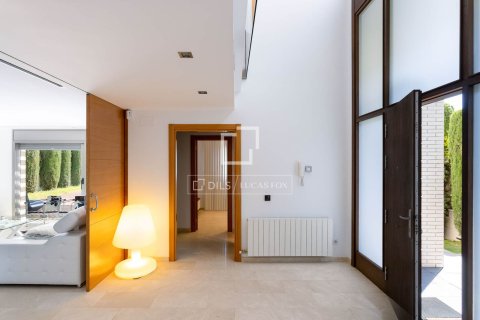 6 bedrooms villa for sale in Vilassar de Dalt, Barcelona, Catalonia, Spain № 6807 - photo 30
