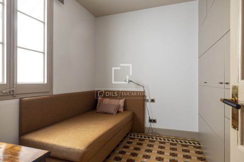 3 bedrooms apartment for rent in Barcelona, Catalonia, Spain № 6808 - photo 15