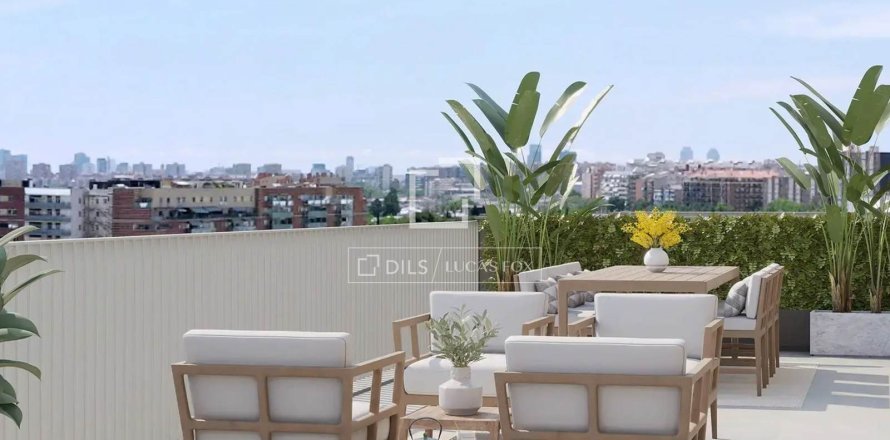 4 bedrooms penthouse for sale in Barcelona, Catalonia, Spain № 4132