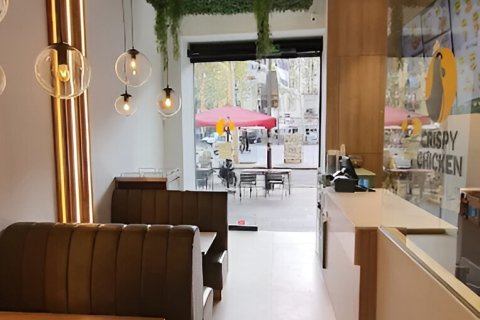 135 sq.m. commercial property for sale in Barcelona, Catalonia, Spain № 1675