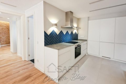 2 bedrooms apartment for sale in Ciutat Vella, Barcelona, Catalonia, Spain № 2262 - photo 5