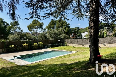 5 bedrooms apartment for sale in Sant Andreu de Llavaneres, Barcelona, Catalonia, Spain № 4910 - photo 3