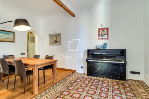 4 bedrooms apartment for sale in Barcelona, Catalonia, Spain № 8802 - photo 7