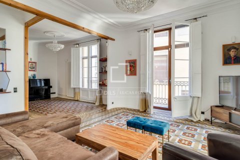 4 bedrooms apartment for sale in Barcelona, Catalonia, Spain № 8802 - photo 6