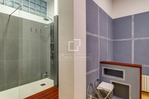 4 bedrooms apartment for sale in Barcelona, Catalonia, Spain № 8802 - photo 27