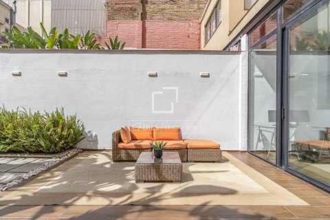 2 bedrooms apartment for sale in Barcelona, Catalonia, Spain № 8804 - photo 9