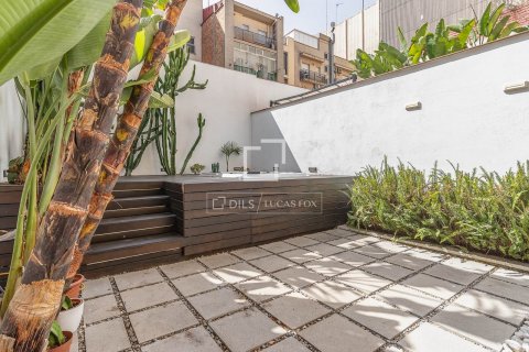 2 bedrooms apartment for sale in Barcelona, Catalonia, Spain № 8804 - photo 3
