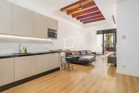 2 bedrooms apartment for sale in Barcelona, Catalonia, Spain № 8804 - photo 26