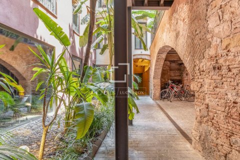 1 bedroom apartment for sale in Barcelona, Catalonia, Spain № 8806 - photo 29