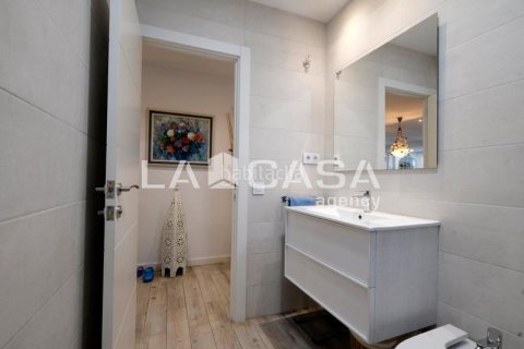 2 bedrooms apartment for sale in Sant Andreu, Barcelona, Catalonia, Spain № 2178 - photo 3