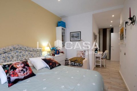 2 bedrooms apartment for sale in Sant Andreu, Barcelona, Catalonia, Spain № 2178 - photo 19