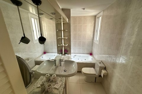 4 bedrooms apartment for sale in Sants-Montjuic, Barcelona, Catalonia, Spain № 2181 - photo 25