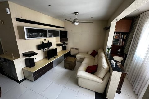 4 bedrooms apartment for sale in Sants-Montjuic, Barcelona, Catalonia, Spain № 2181